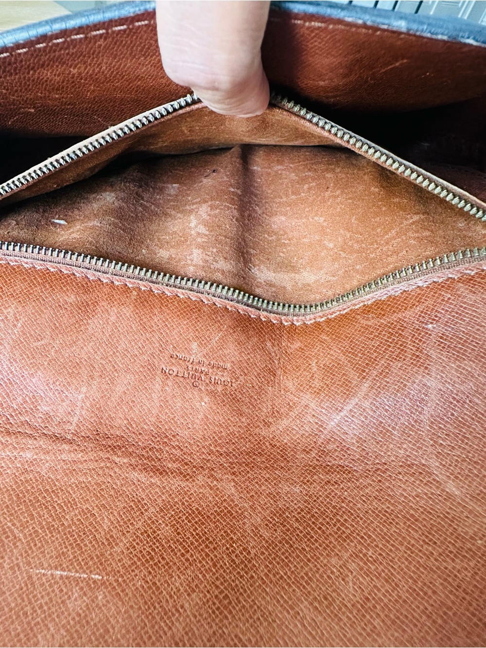 LOUIS VUITTON Monogram Chantilly GM Shoulder Bag - Picture 12 of 16